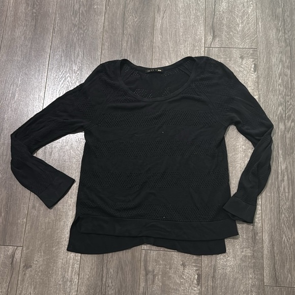 Rag & Bone Genevieve Perforated Raglan Pullover Size L - Picture 4 of 6